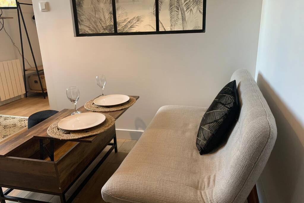 Le Travel, Studio Cosy Aux Pieds De La Gare Ренн Экстерьер фото